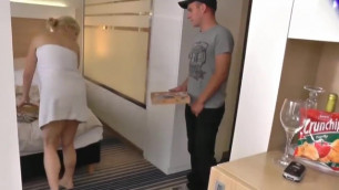 Shameless Mature MILF Seduces and Fucks Young Pizza Delivery Boy